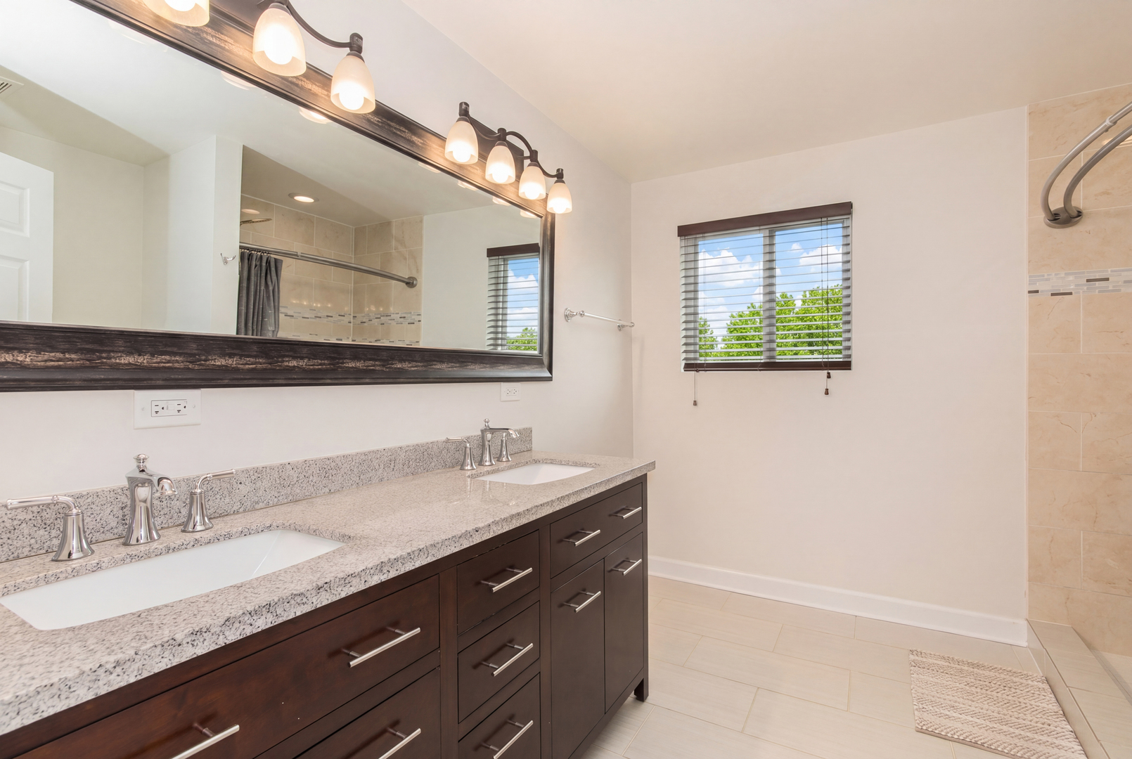 2415 Maple Avenue, Downers Grove, IL 60515