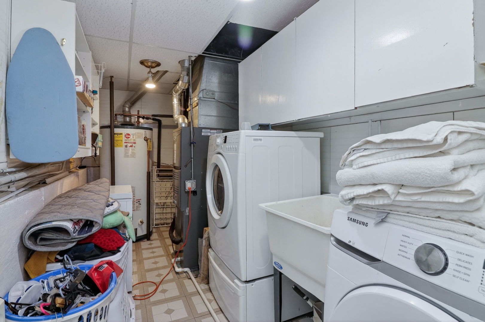 1170 Lancaster Court, Hoffman Estates, IL 60195