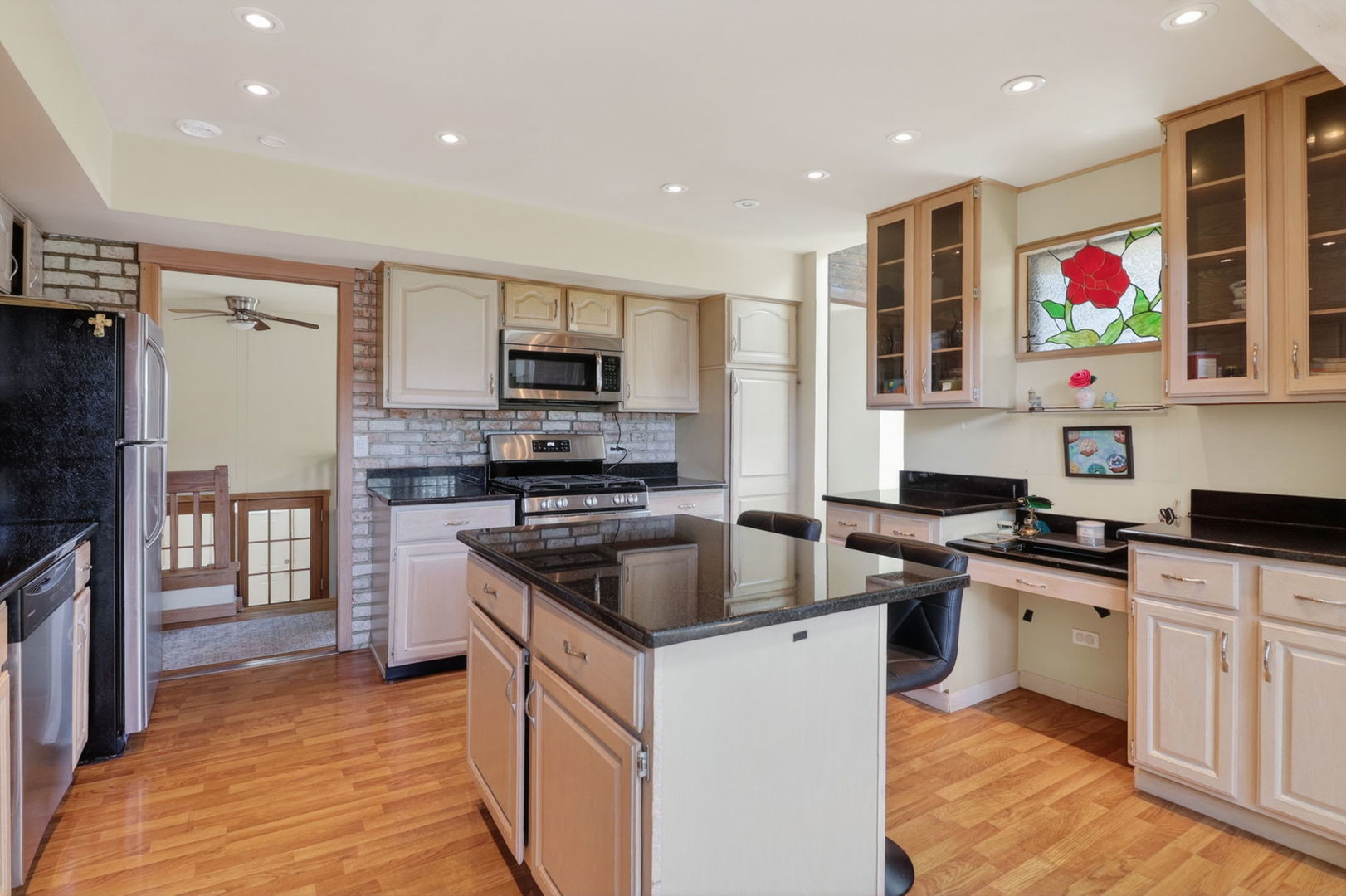 1170 Lancaster Court, Hoffman Estates, IL 60195