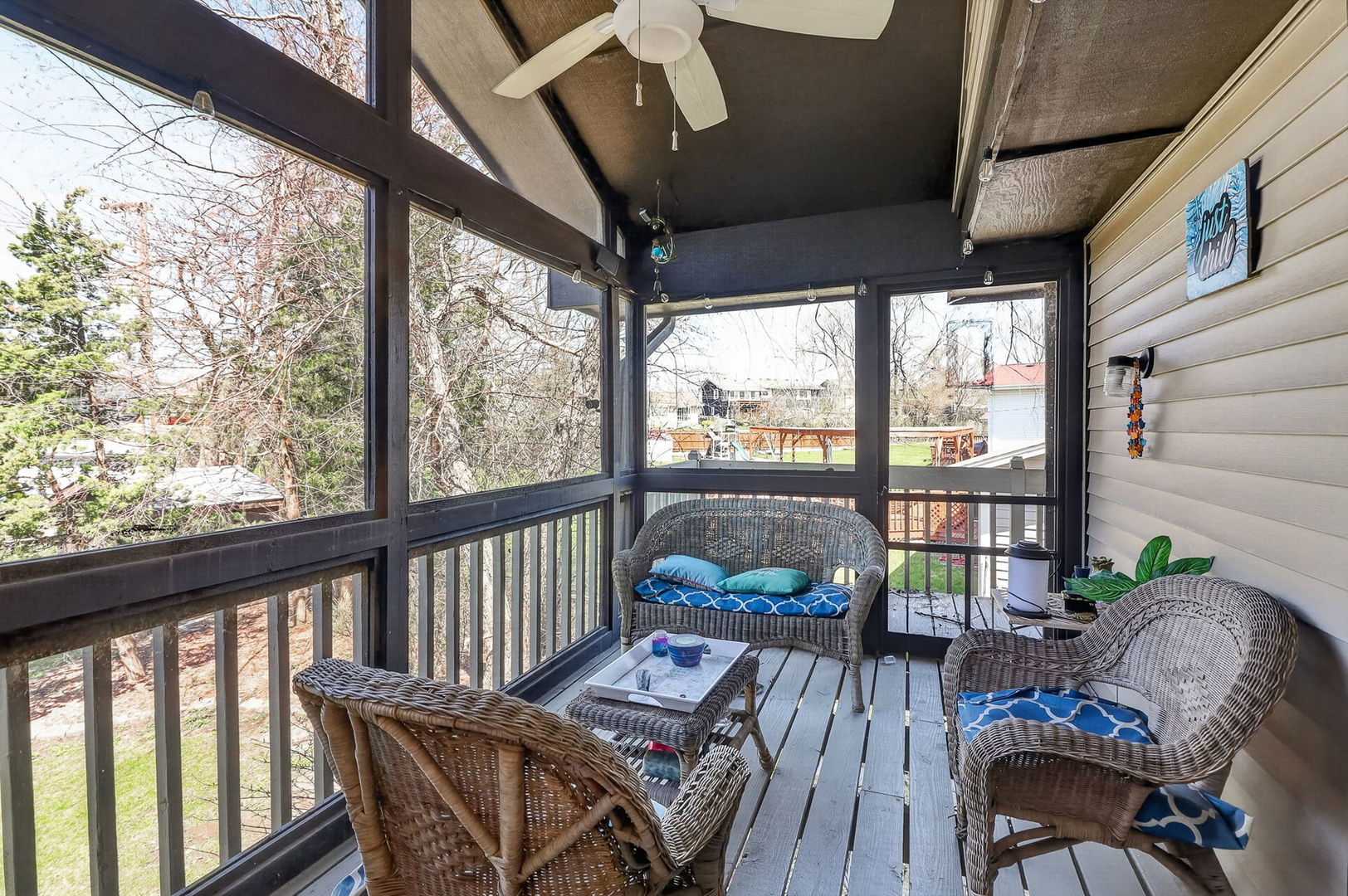 1170 Lancaster Court, Hoffman Estates, IL 60195