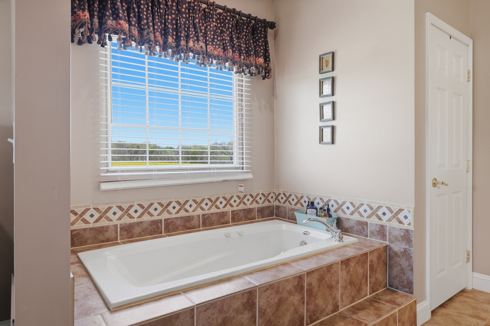 10170 Stilleys Mill Road, Marion, IL 62959