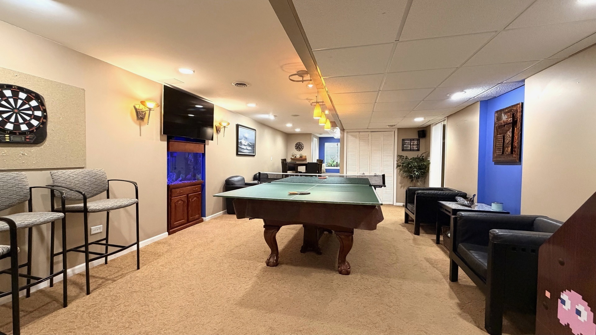 6 Glenview Court, Bolingbrook, IL 60490