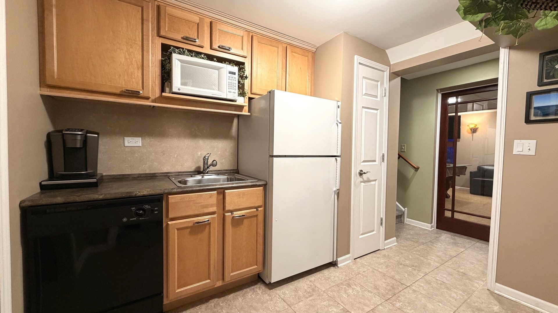 6 Glenview Court, Bolingbrook, IL 60490