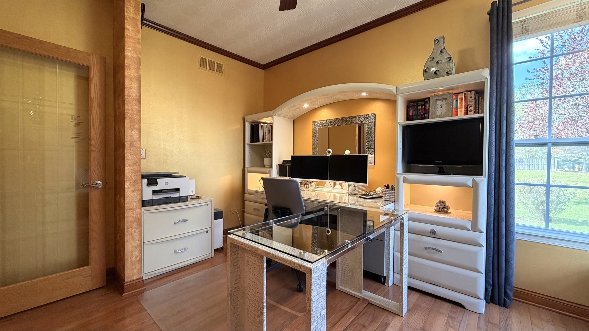 6 Glenview Court, Bolingbrook, IL 60490