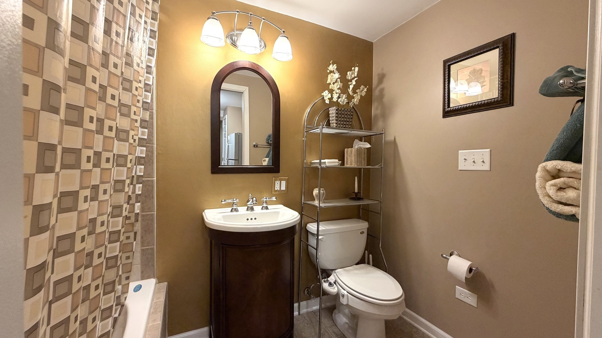 6 Glenview Court, Bolingbrook, IL 60490