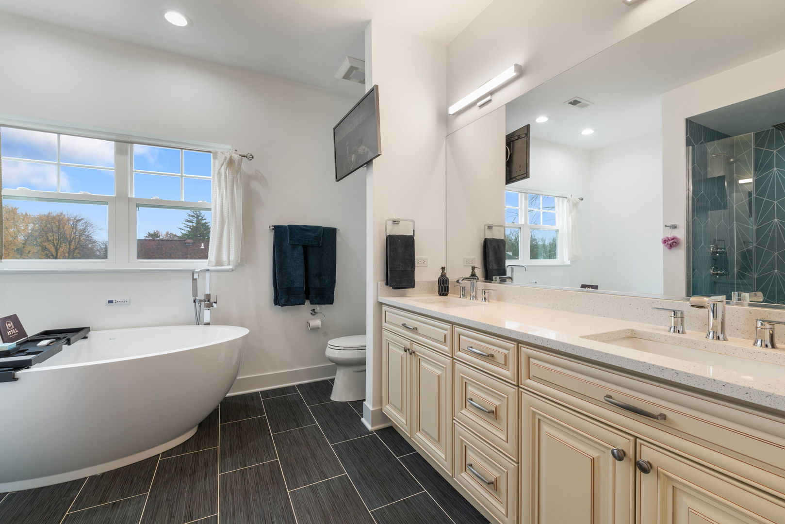 580 Francesca Lane, Roselle, IL 60172