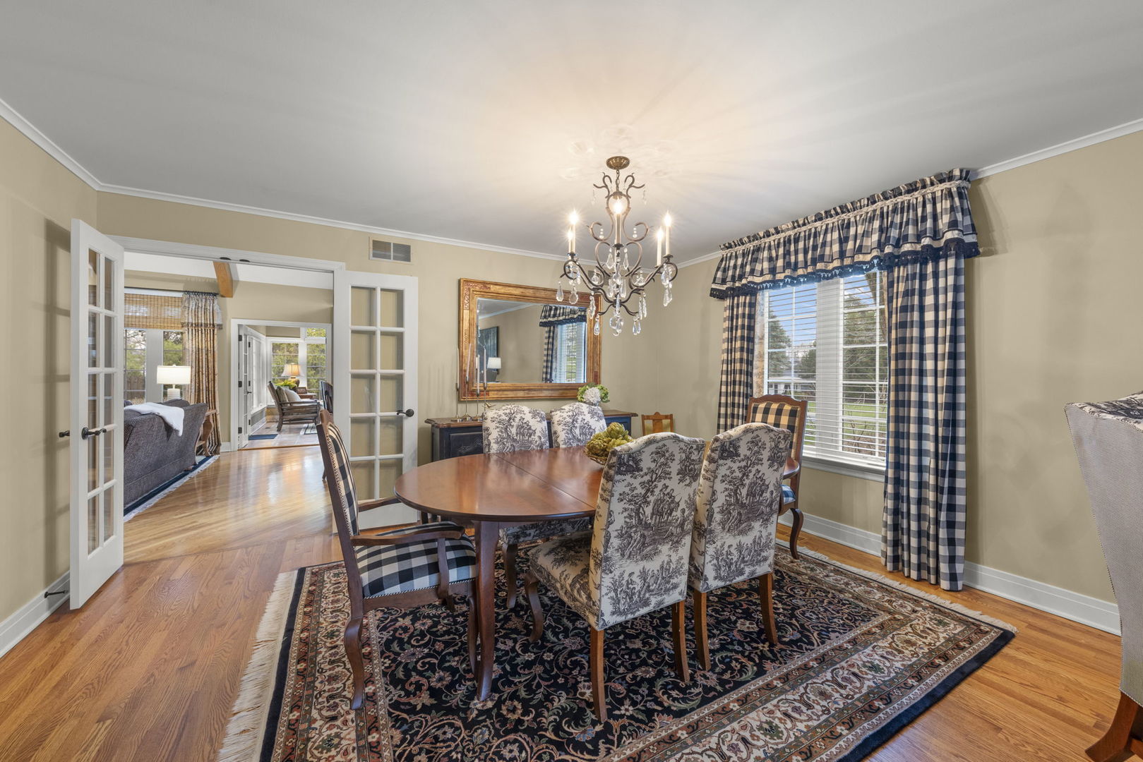 646 Highview Avenue, Glen Ellyn, IL 60137