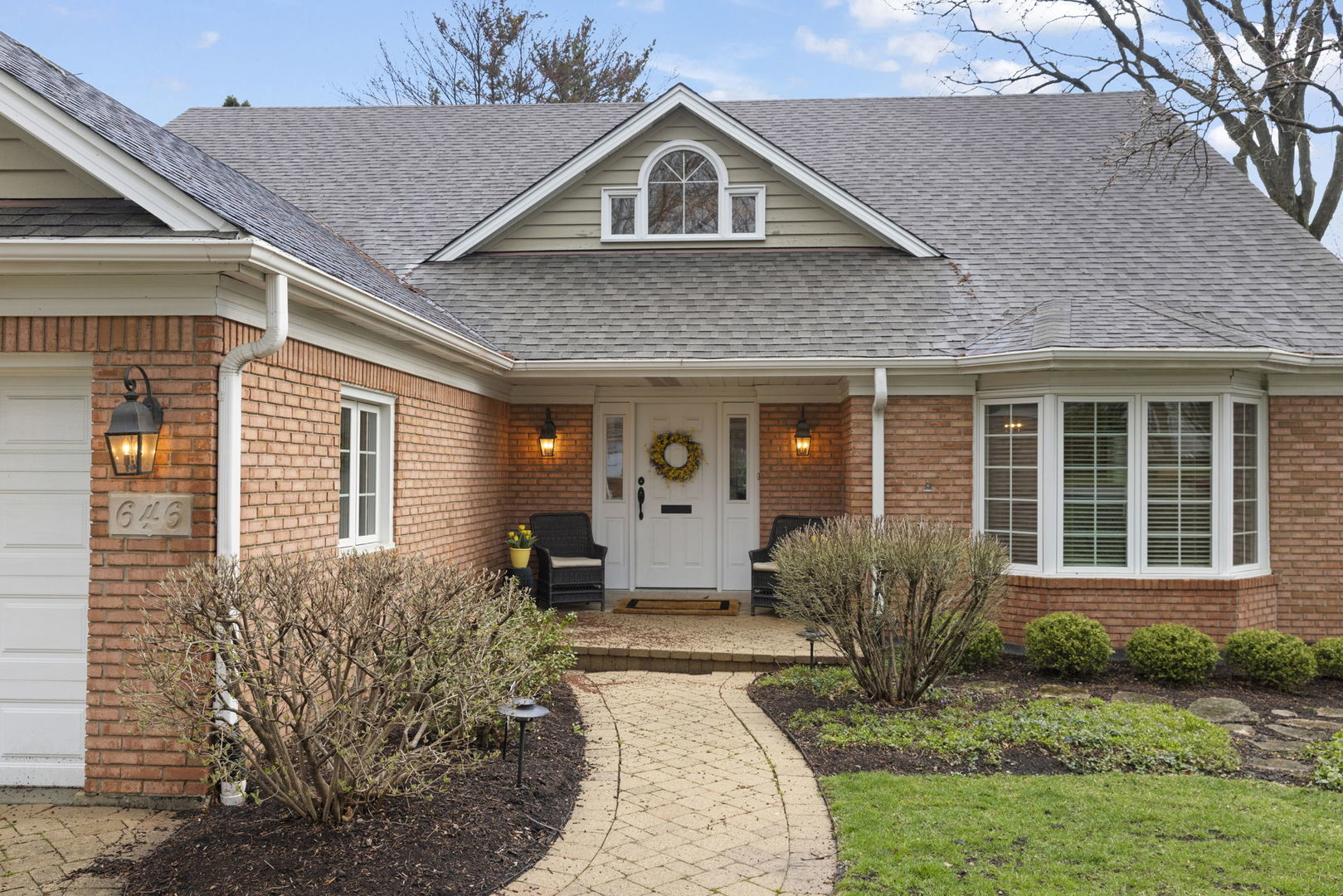 646 Highview Avenue, Glen Ellyn, IL 60137