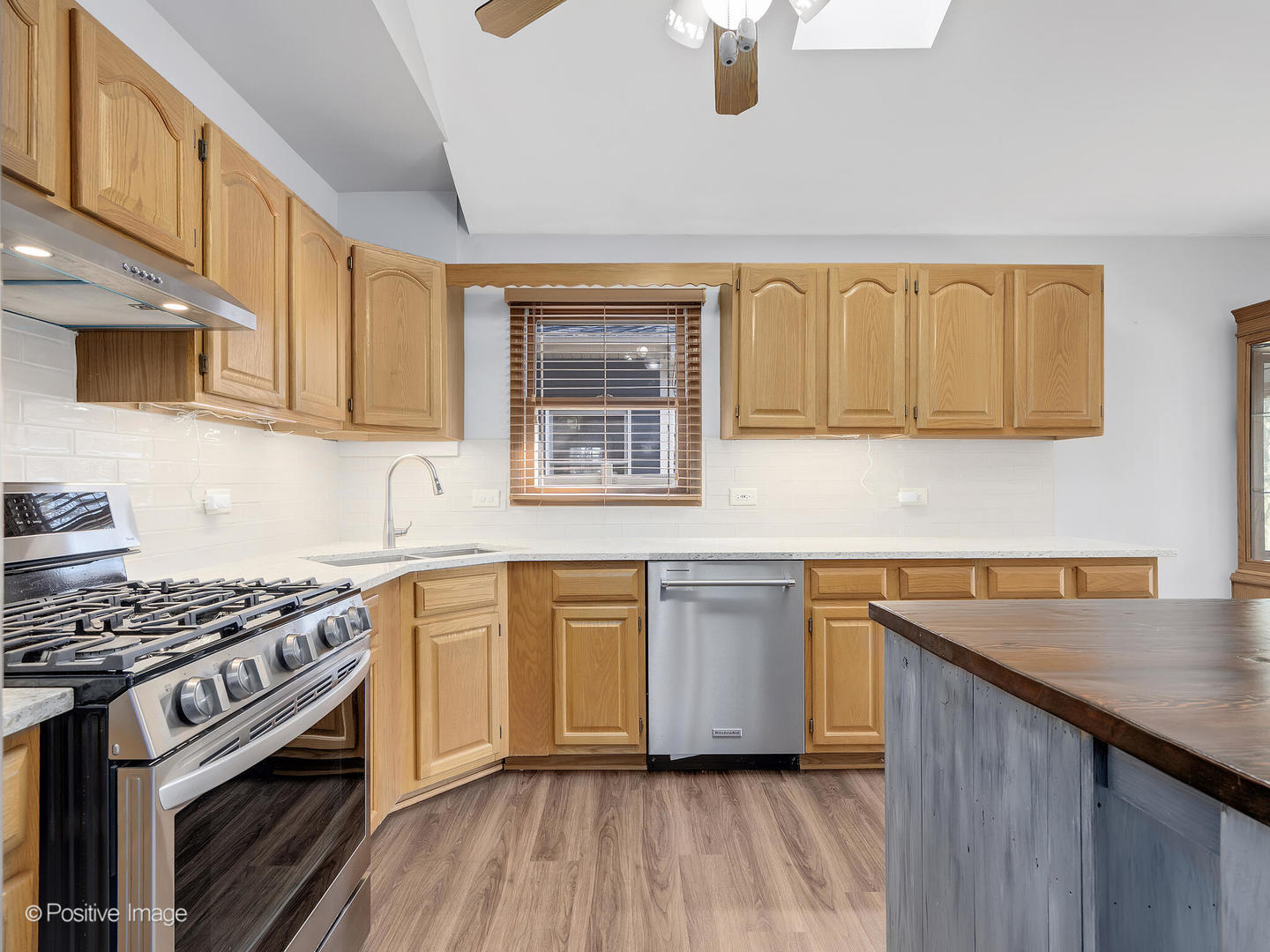 27W015 Manchester Road, Winfield, IL 60190