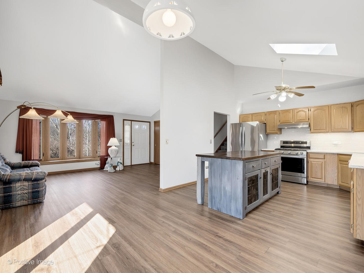 27W015 Manchester Road, Winfield, IL 60190