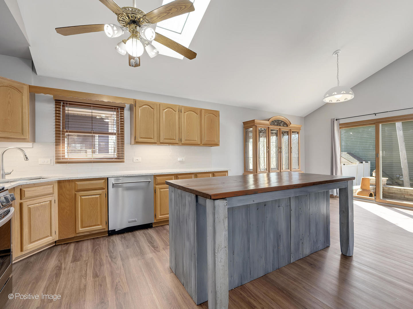 27W015 Manchester Road, Winfield, IL 60190