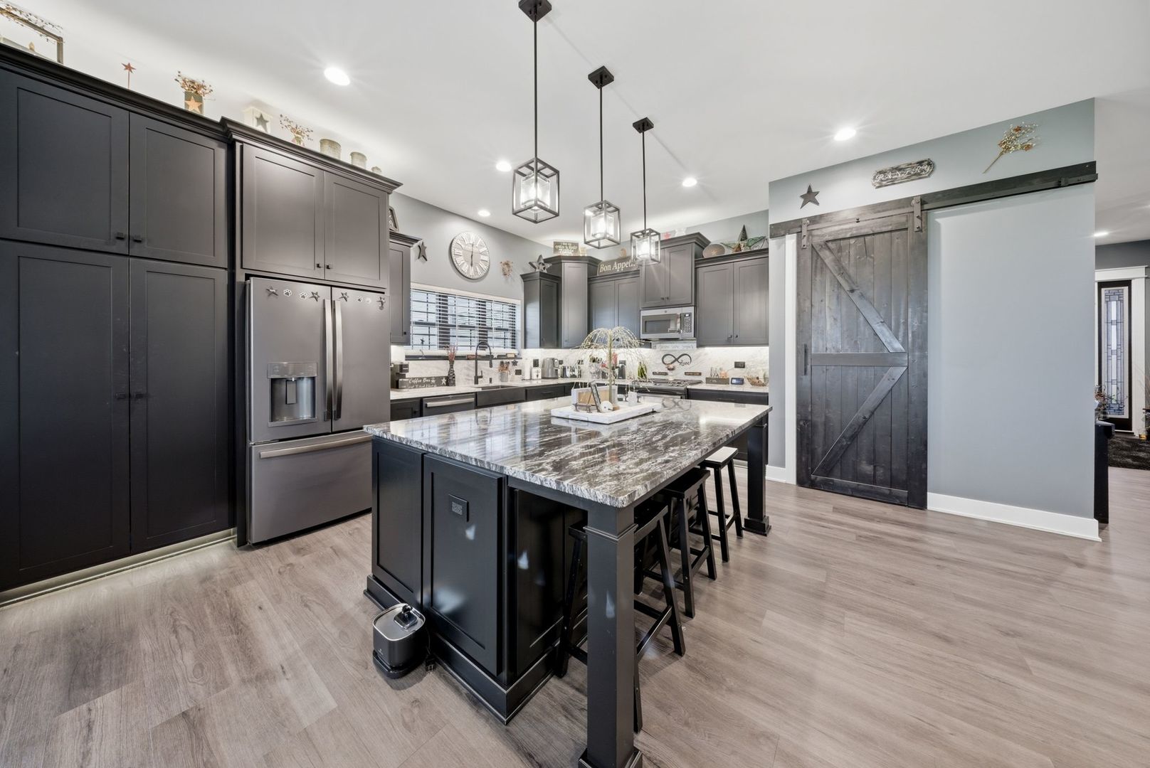 2401 N 4350th Road, Sheridan, IL 60551