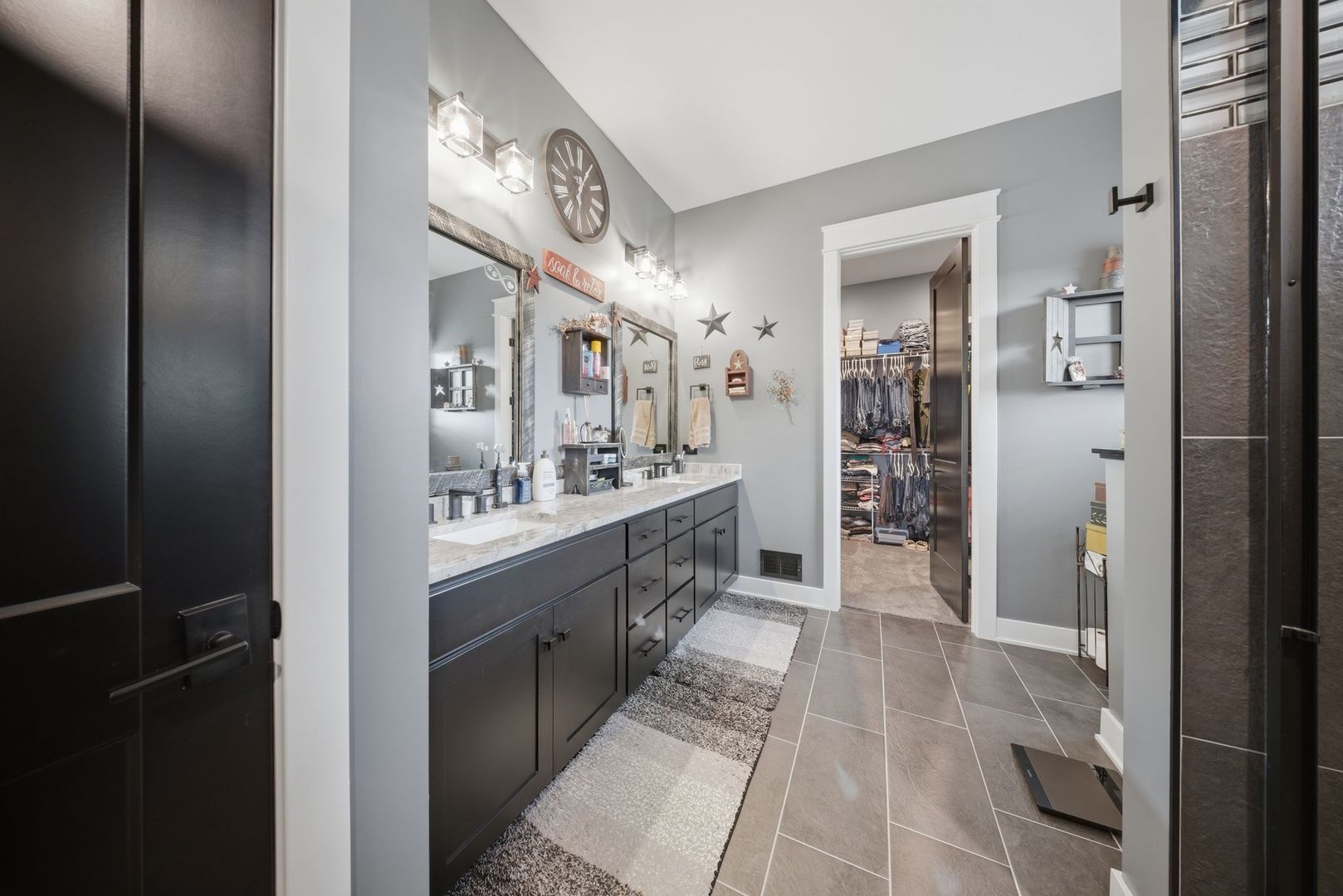 2401 N 4350th Road, Sheridan, IL 60551