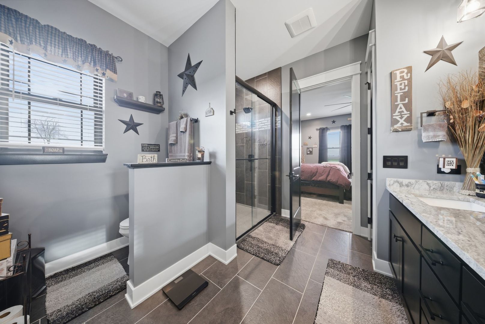 2401 N 4350th Road, Sheridan, IL 60551