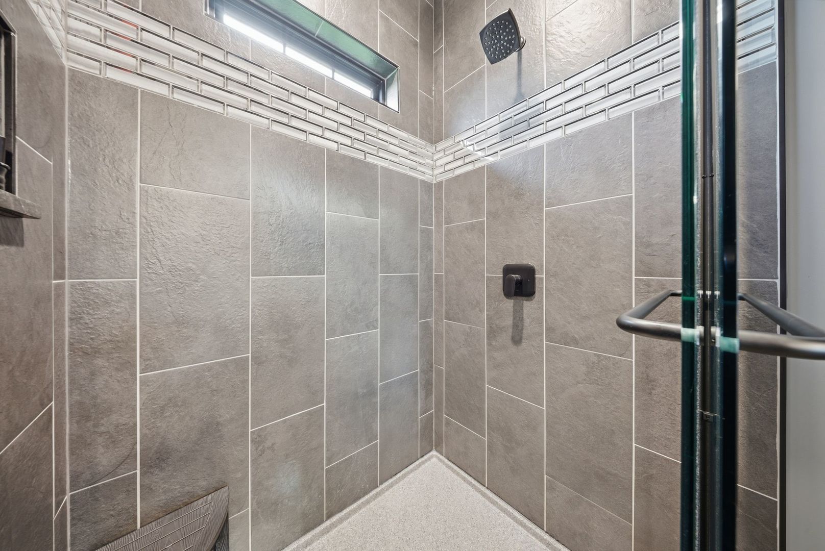 2401 N 4350th Road, Sheridan, IL 60551