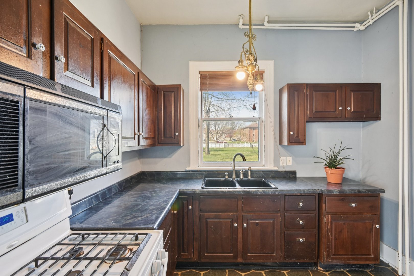 1003 N Chicago Street, Pontiac, IL 61764