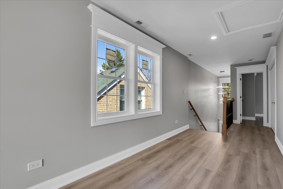 1527 Elgin Avenue, Forest Park, IL 60130