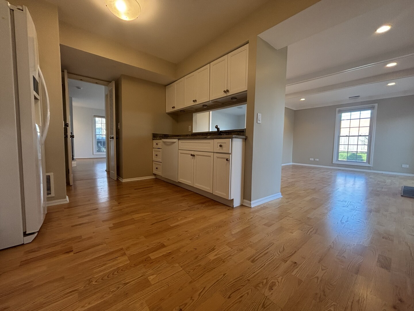 1414 Pebblecreek Drive, Glenview, IL 60025