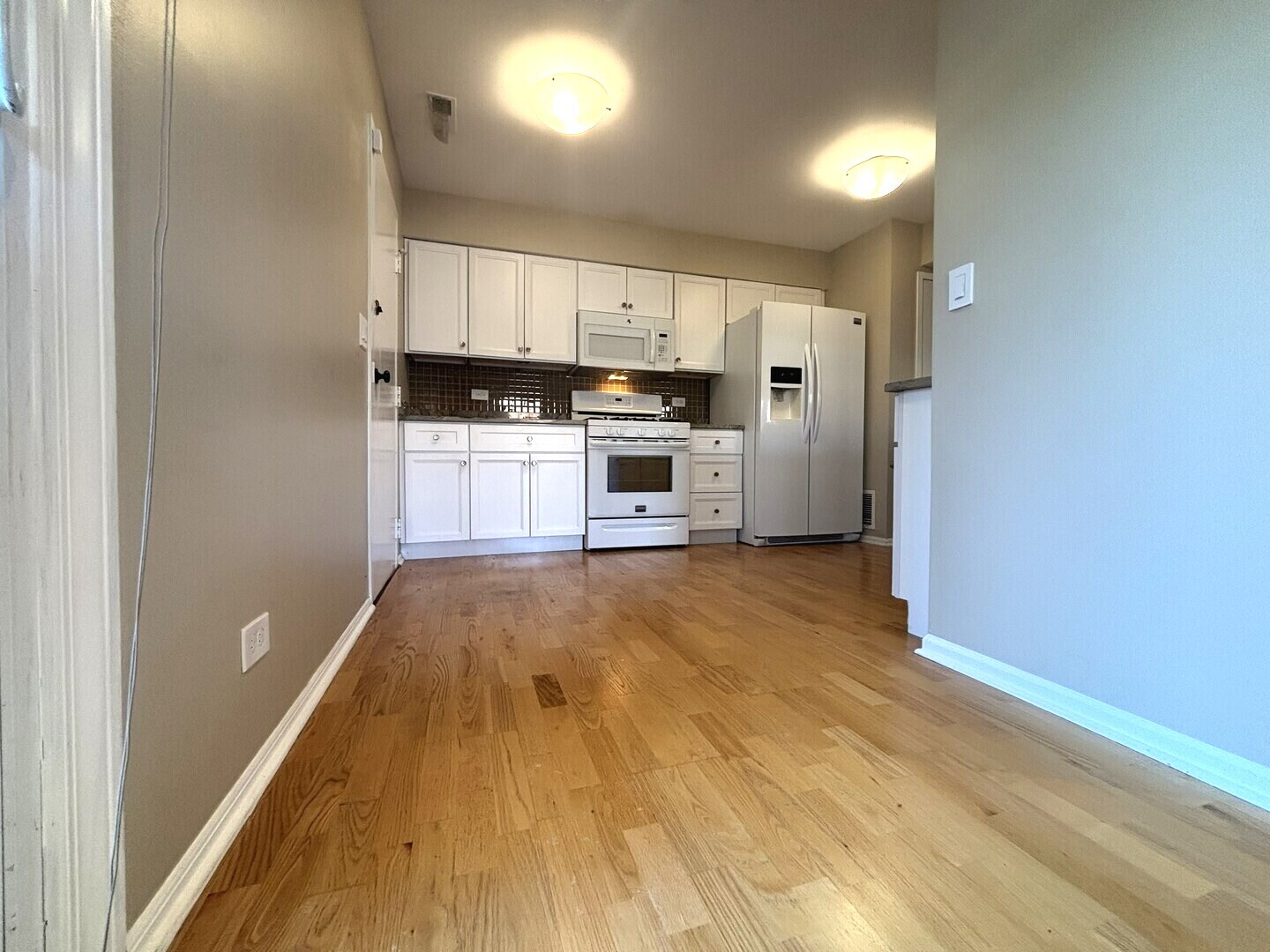 1414 Pebblecreek Drive, Glenview, IL 60025