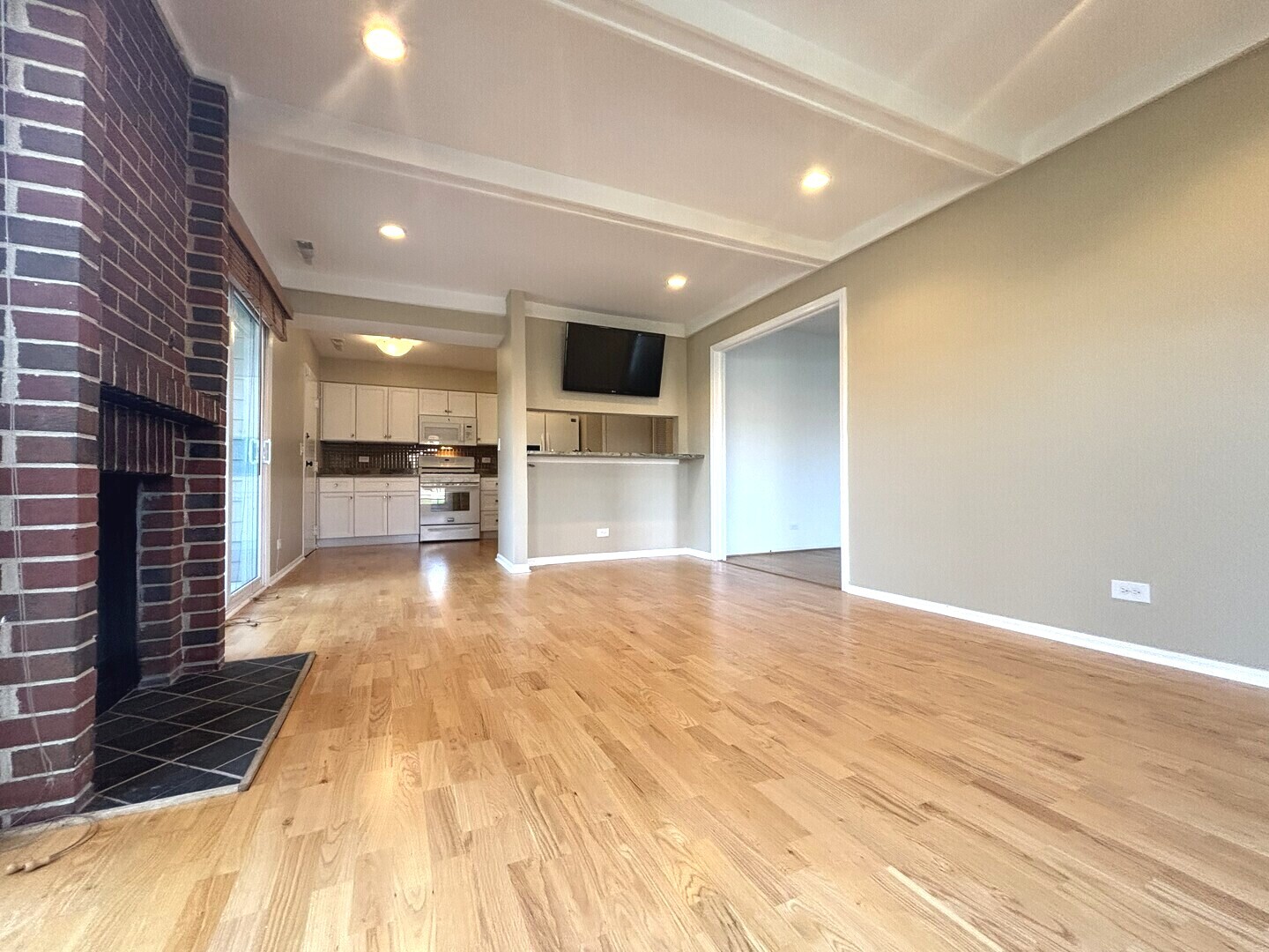 1414 Pebblecreek Drive, Glenview, IL 60025