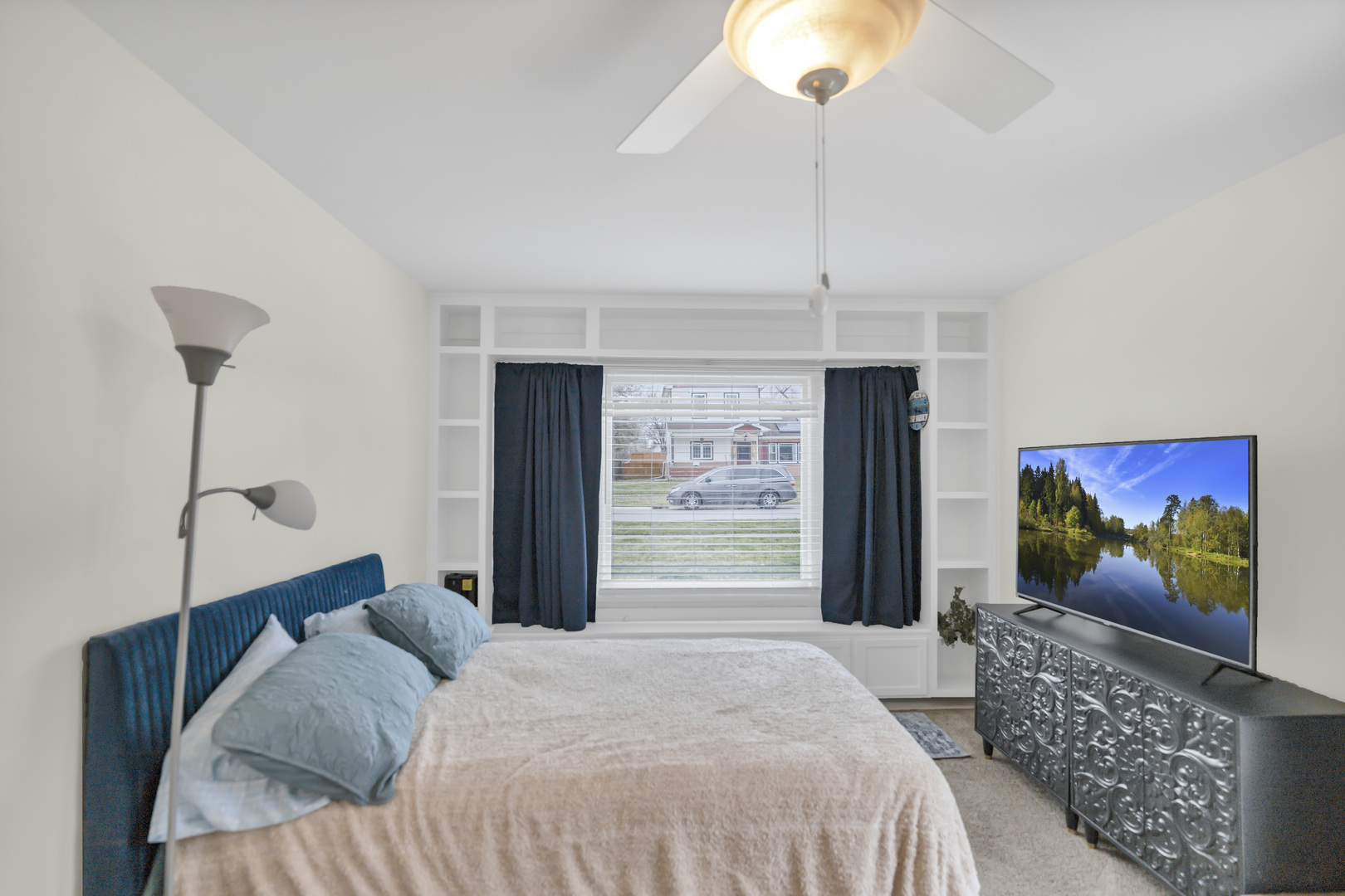 705 Cumberland Street, Hoffman Estates, IL 60169