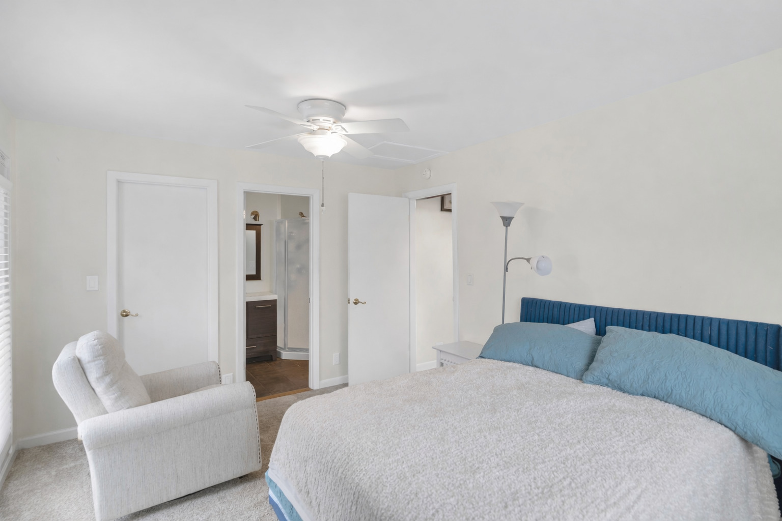 705 Cumberland Street, Hoffman Estates, IL 60169