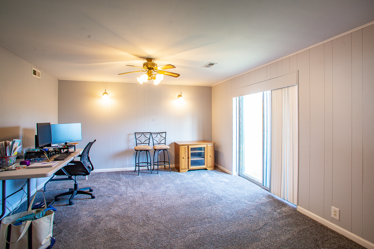 1500 Bates Lane, Schaumburg, IL 60193