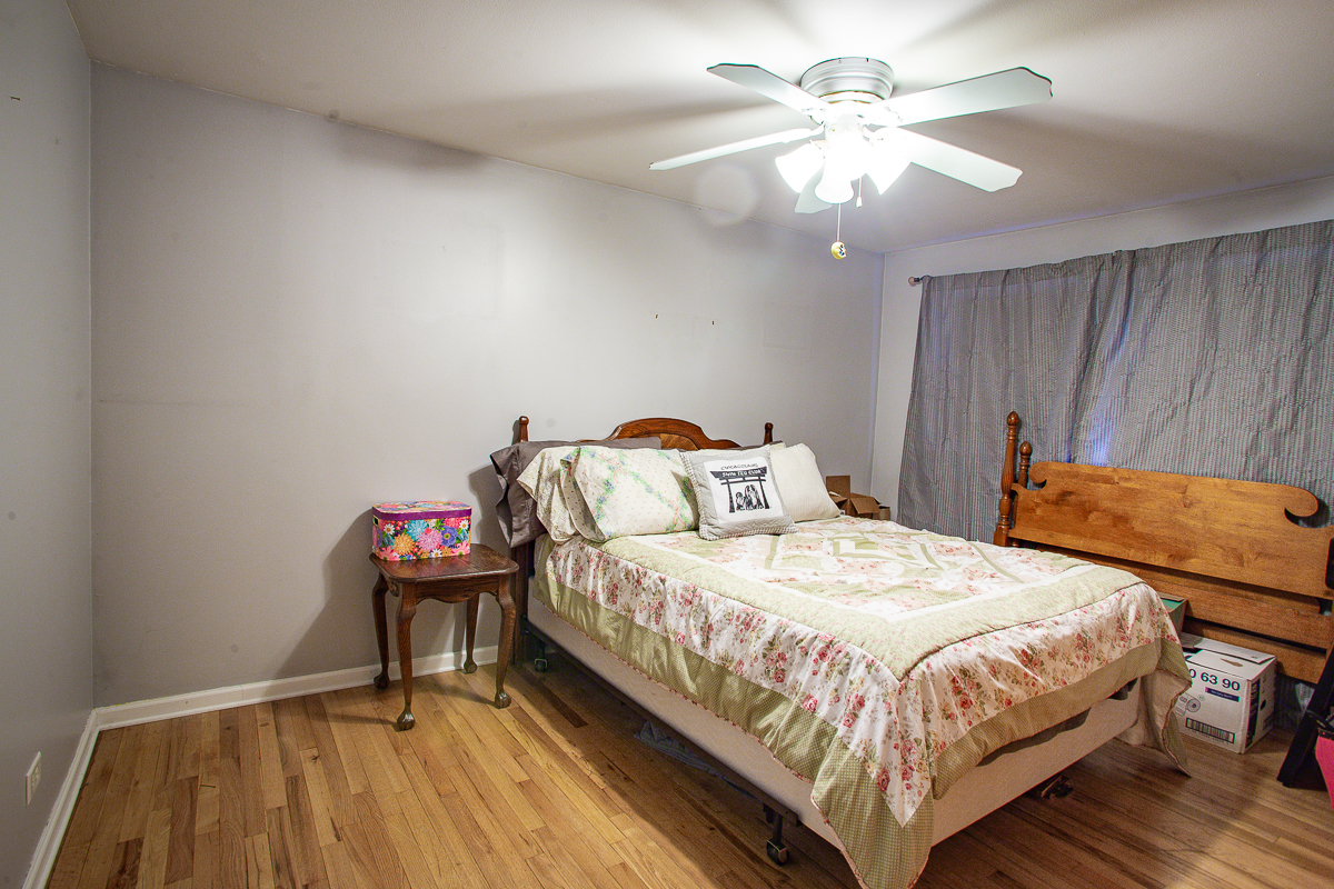 1500 Bates Lane, Schaumburg, IL 60193