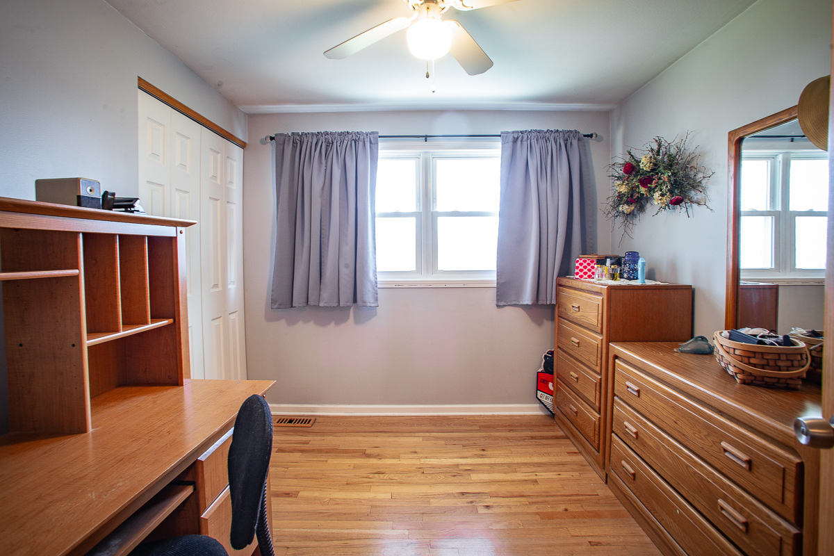 1500 Bates Lane, Schaumburg, IL 60193