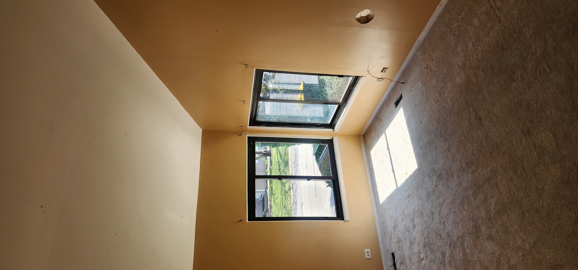 548 Alton Court, Carol Stream, IL 60188