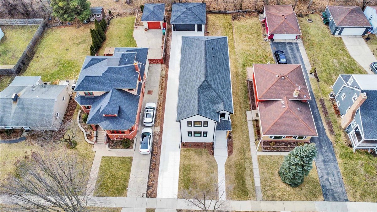 218 N Park Avenue, Lombard, IL 60148