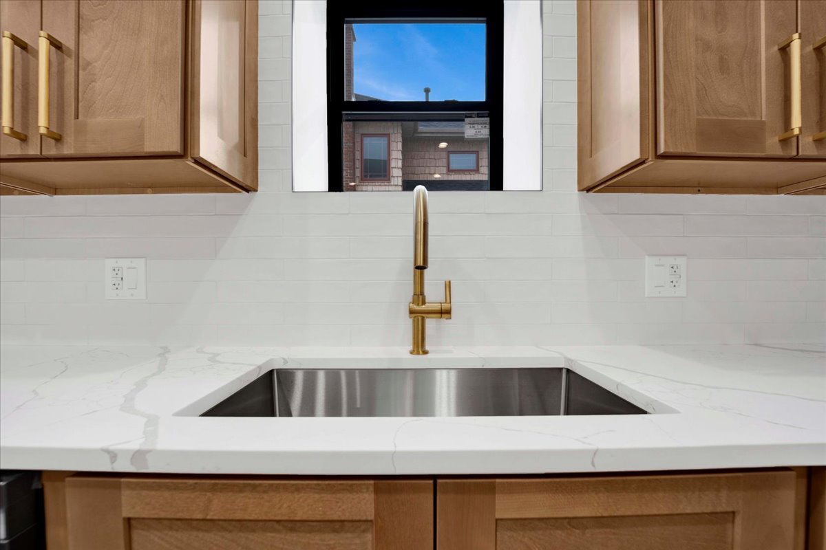 218 N Park Avenue, Lombard, IL 60148