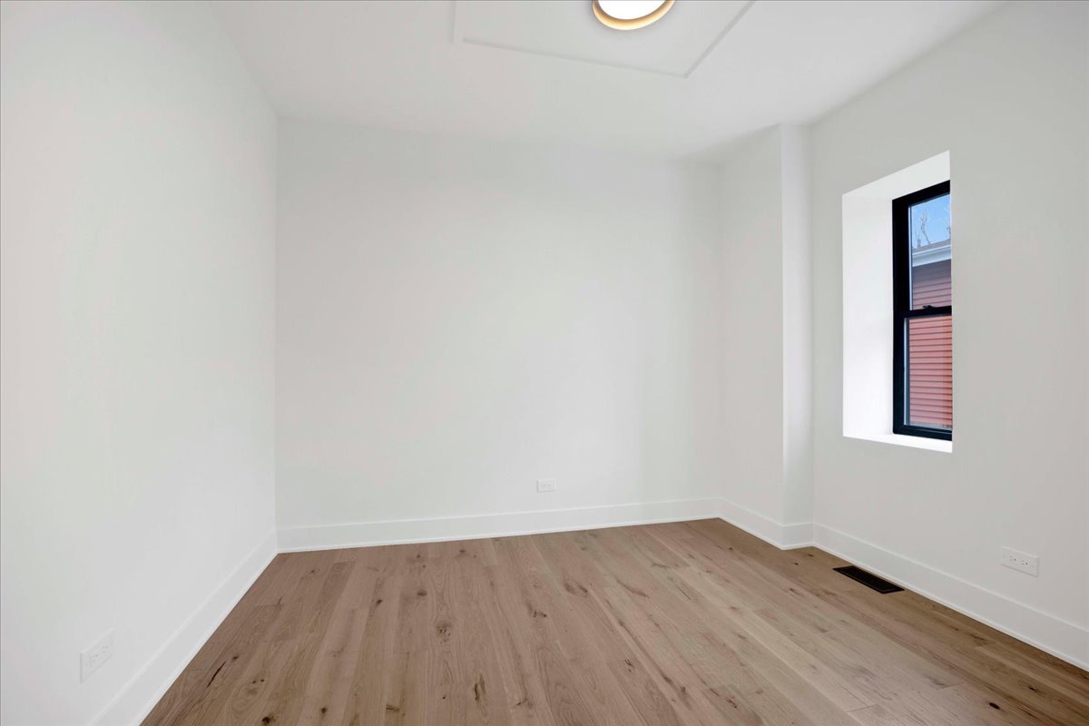 218 N Park Avenue, Lombard, IL 60148