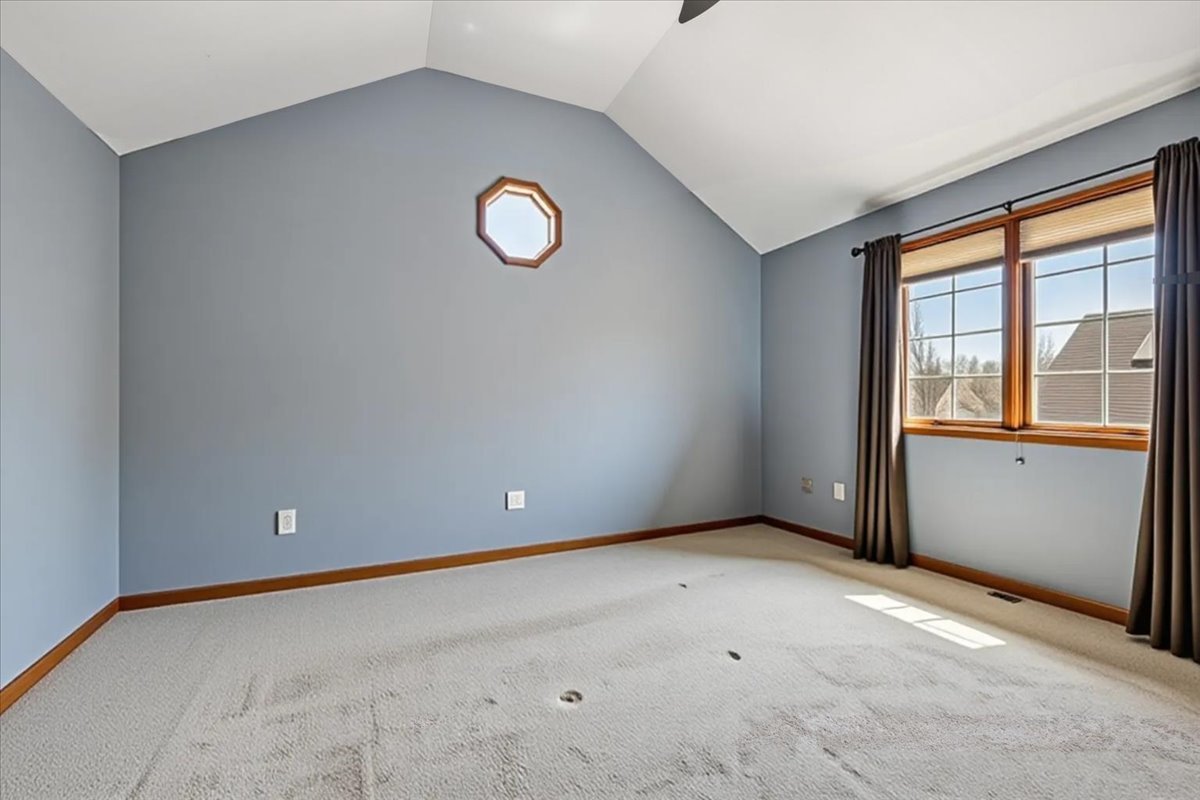 22124 Meadow Lake Place, Richton Park, IL 60471