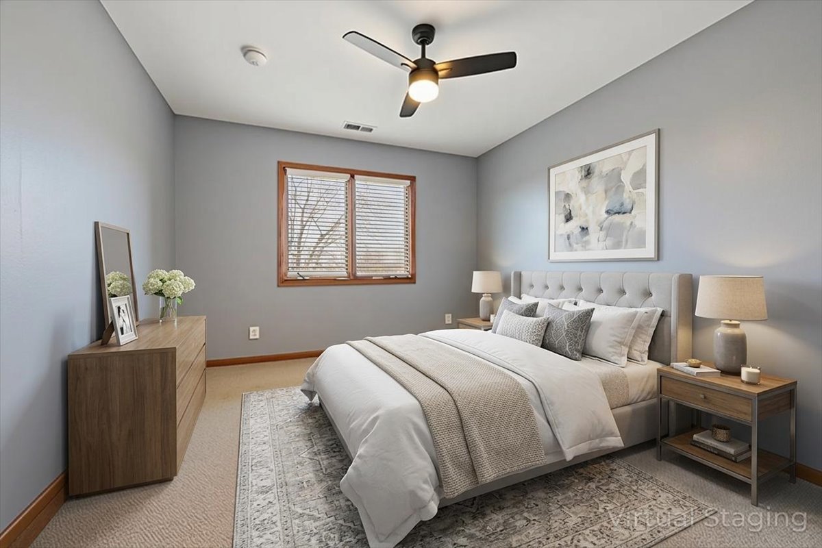 22124 Meadow Lake Place, Richton Park, IL 60471