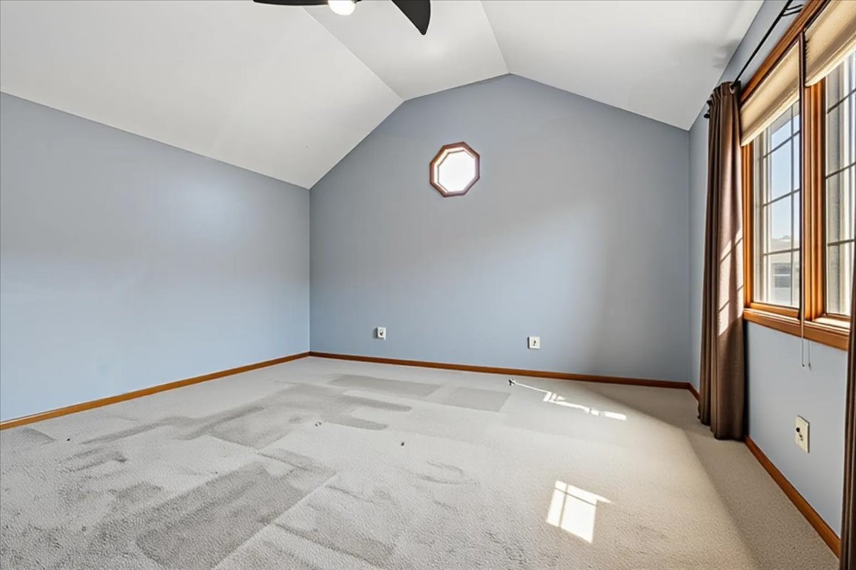 22124 Meadow Lake Place, Richton Park, IL 60471