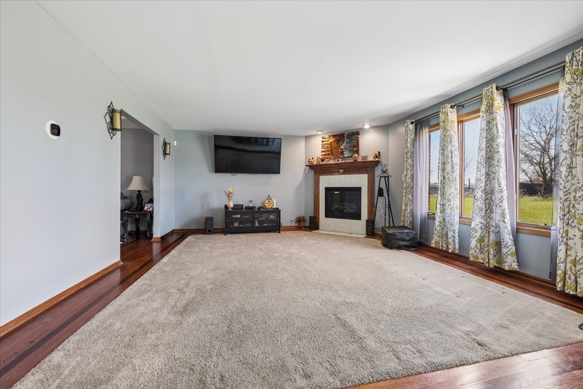 22124 Meadow Lake Place, Richton Park, IL 60471