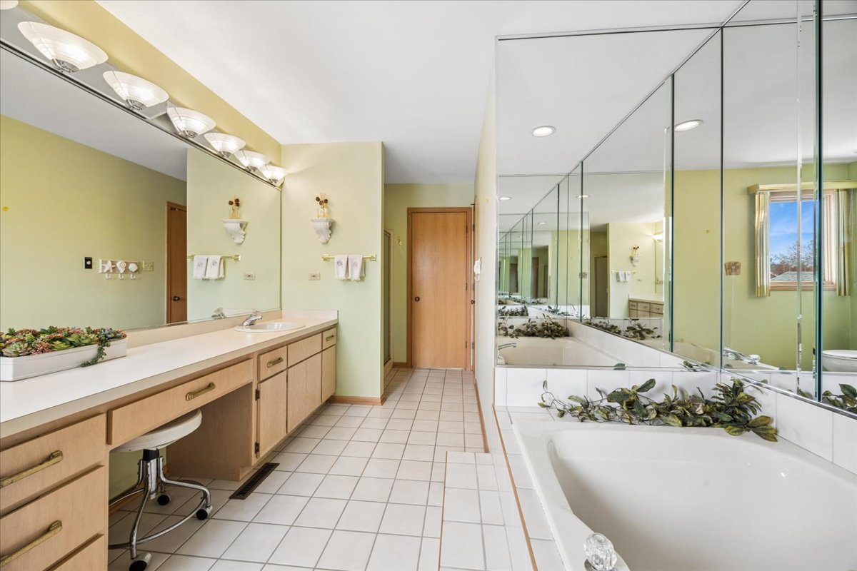 Orland Park, IL 60467