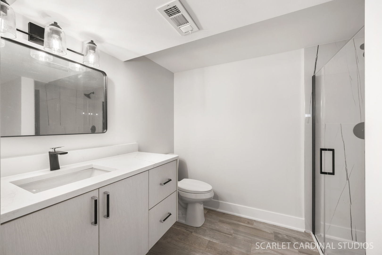 22W080 Valleyview Drive, Glen Ellyn, IL 60137