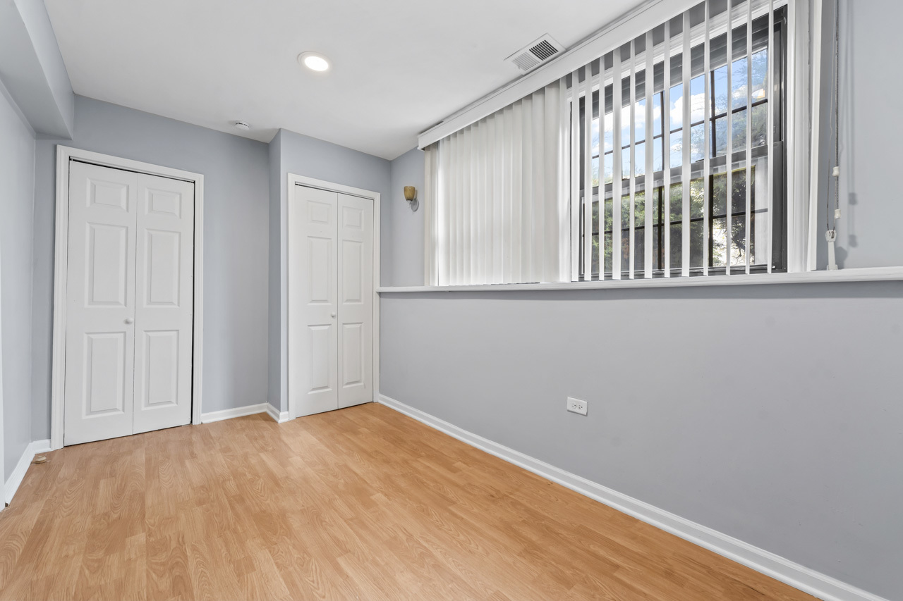 161 Oakwood Drive, Bolingbrook, IL 60440