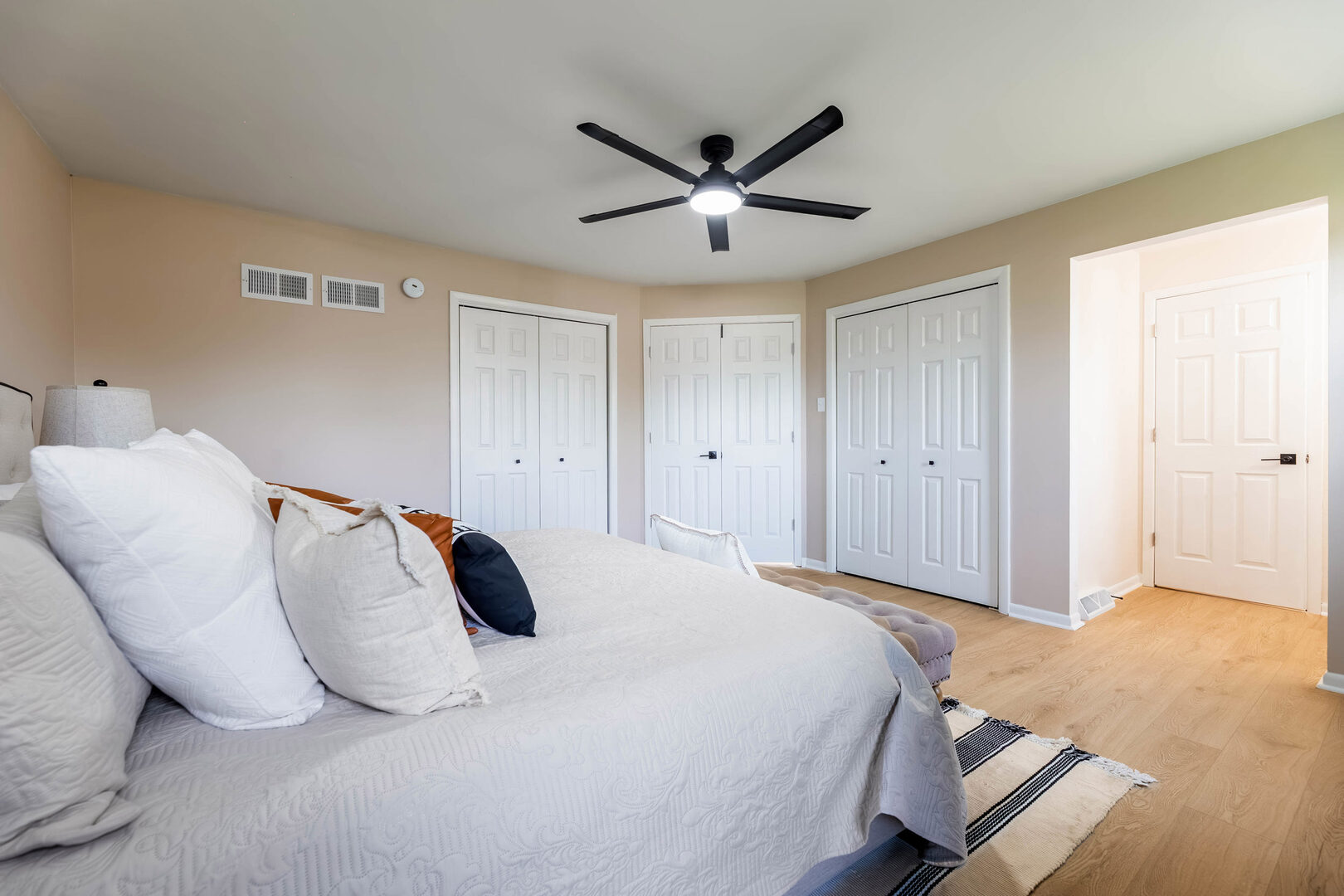 252 S Ellis Avenue, Glenwood, IL 60425