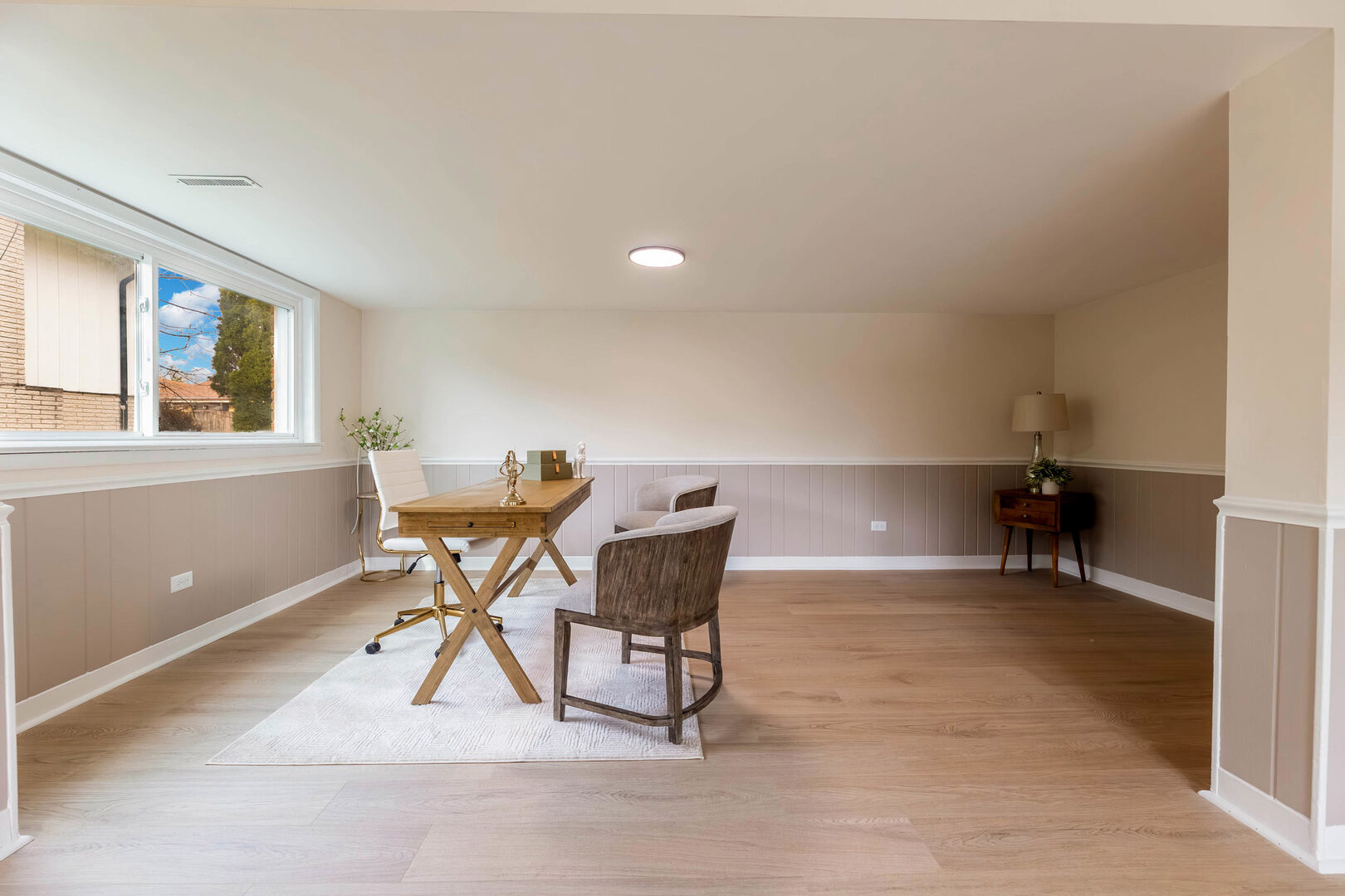 252 S Ellis Avenue, Glenwood, IL 60425