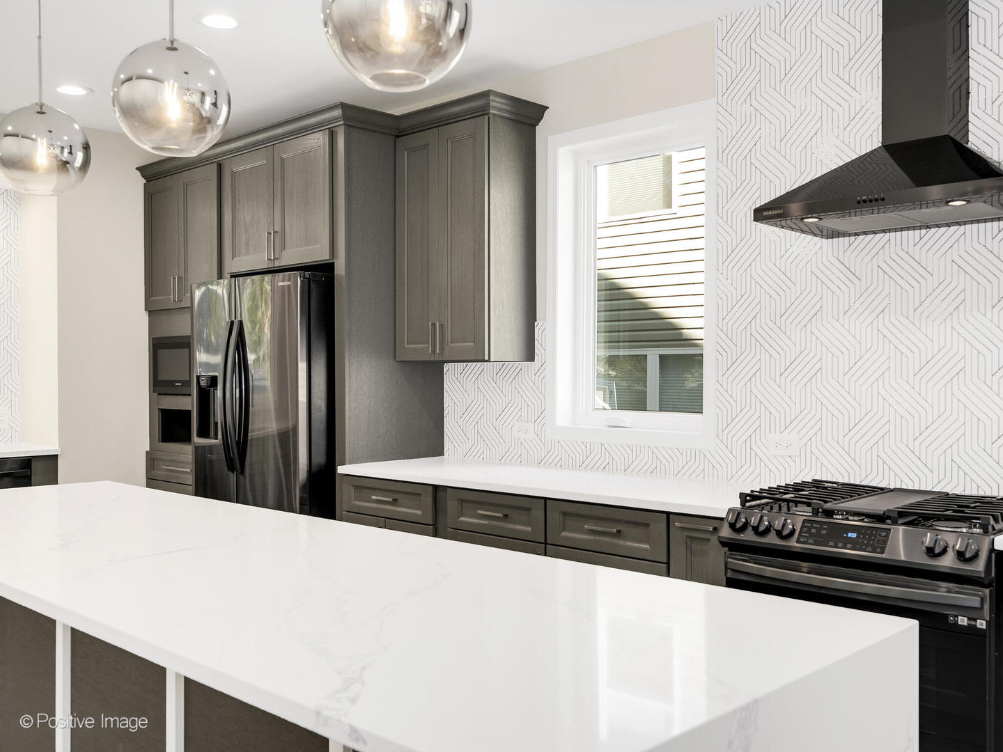 4206 Forest Avenue, Downers Grove, IL 60515