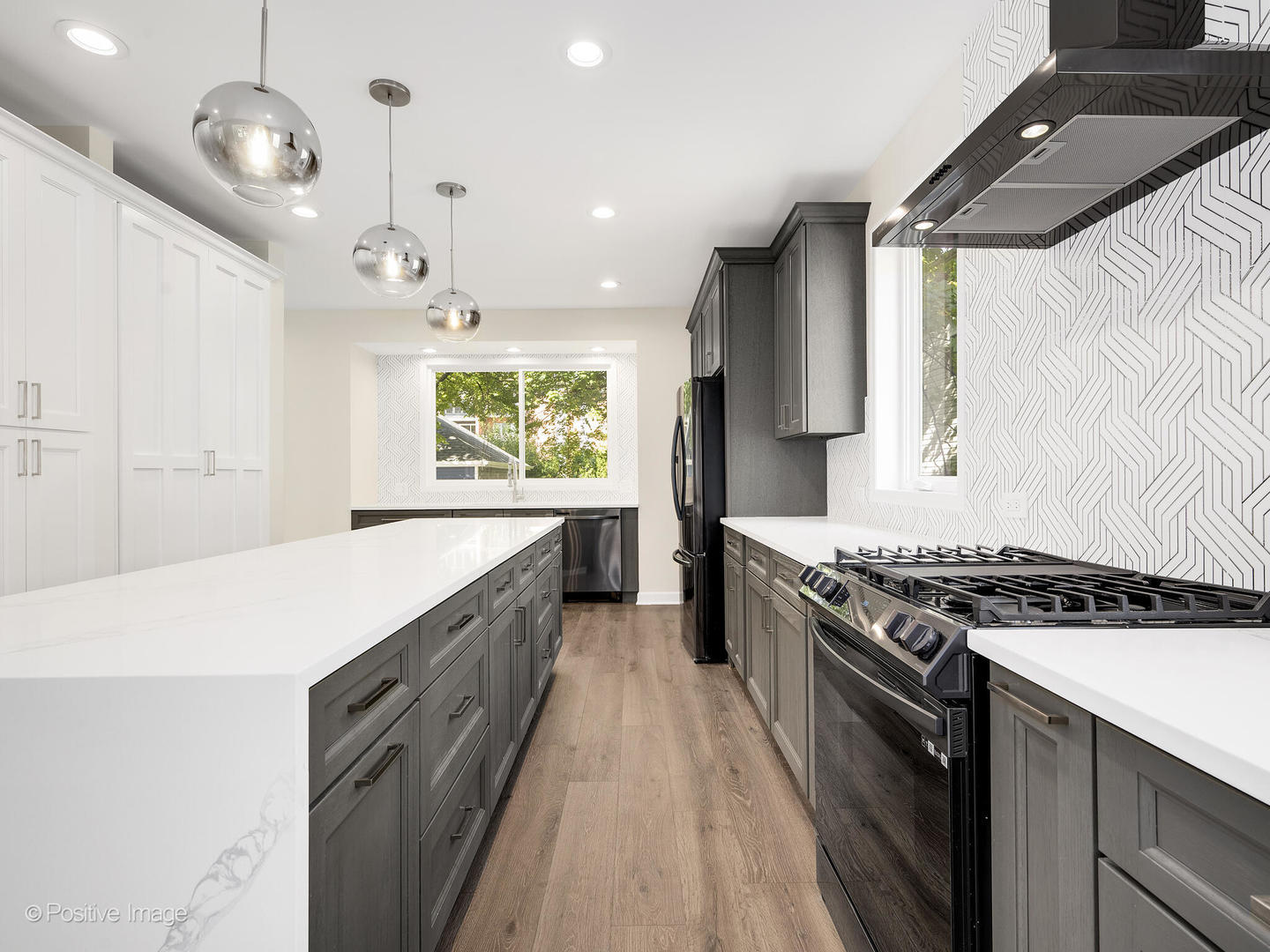 4206 Forest Avenue, Downers Grove, IL 60515