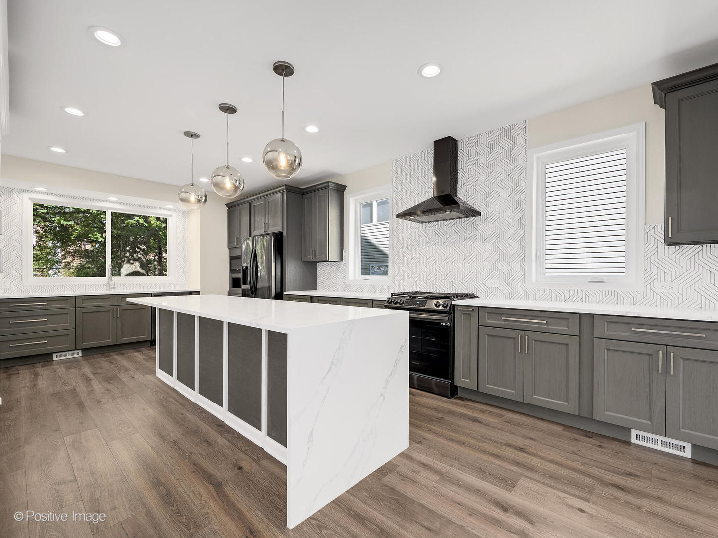 4206 Forest Avenue, Downers Grove, IL 60515