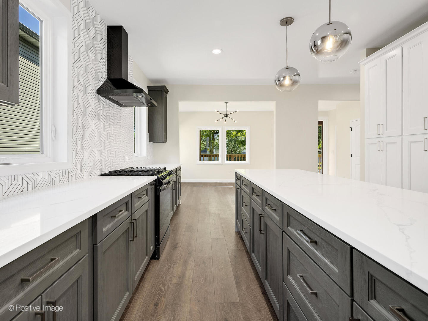 4206 Forest Avenue, Downers Grove, IL 60515