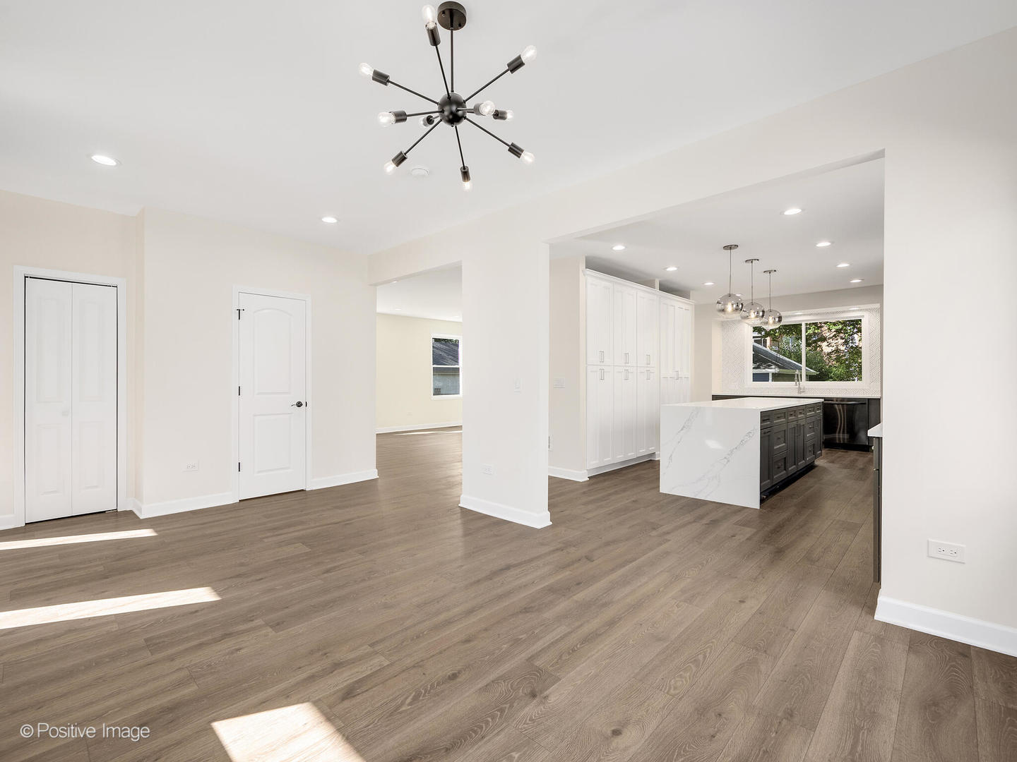 4206 Forest Avenue, Downers Grove, IL 60515