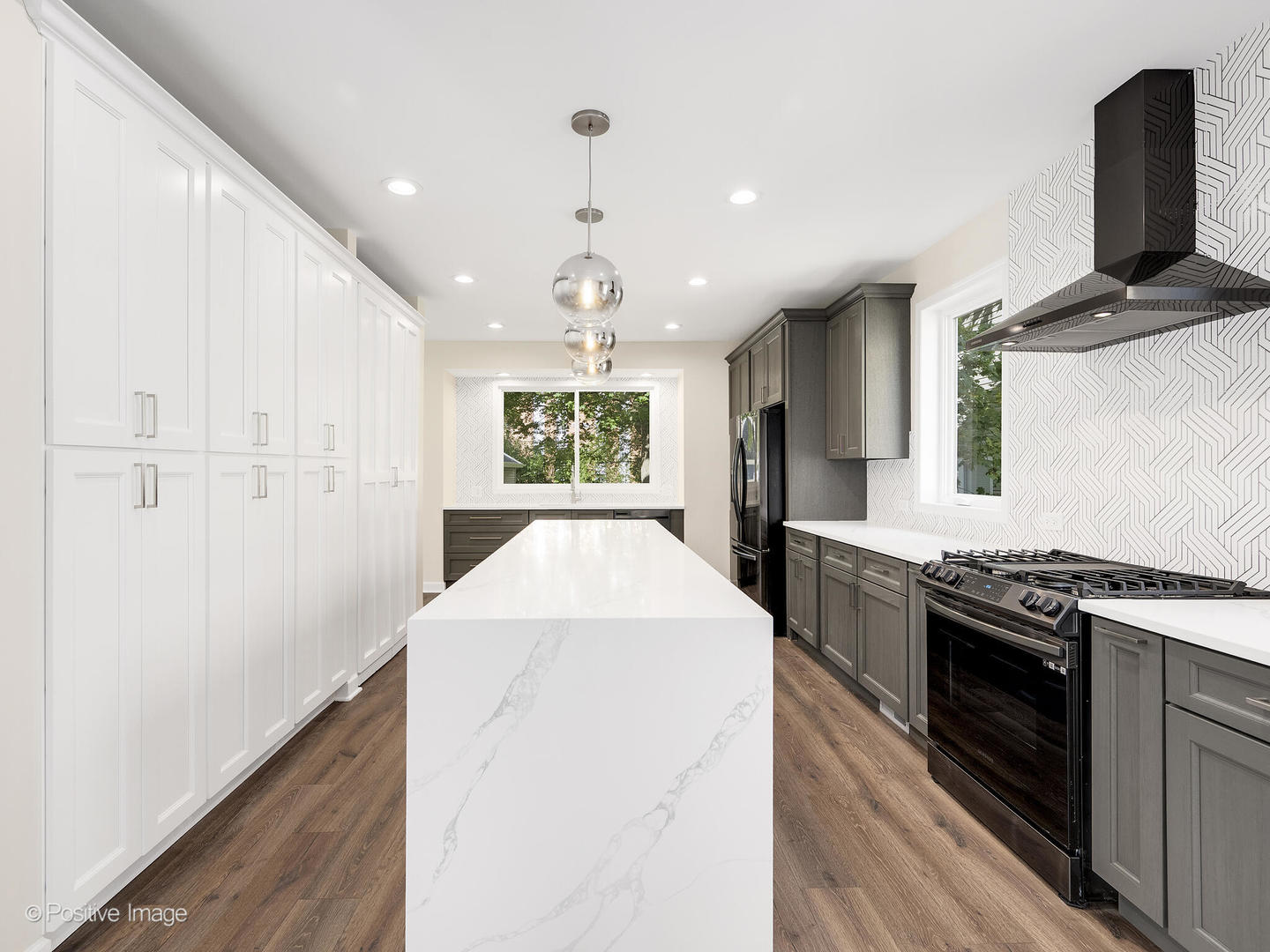 4206 Forest Avenue, Downers Grove, IL 60515