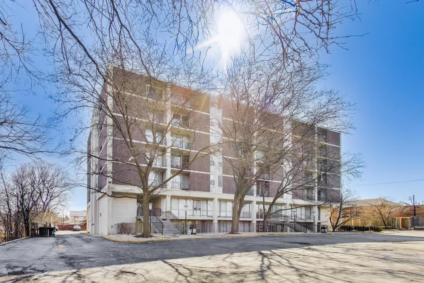 1043 S York Road #501, Bensenville, IL 60106