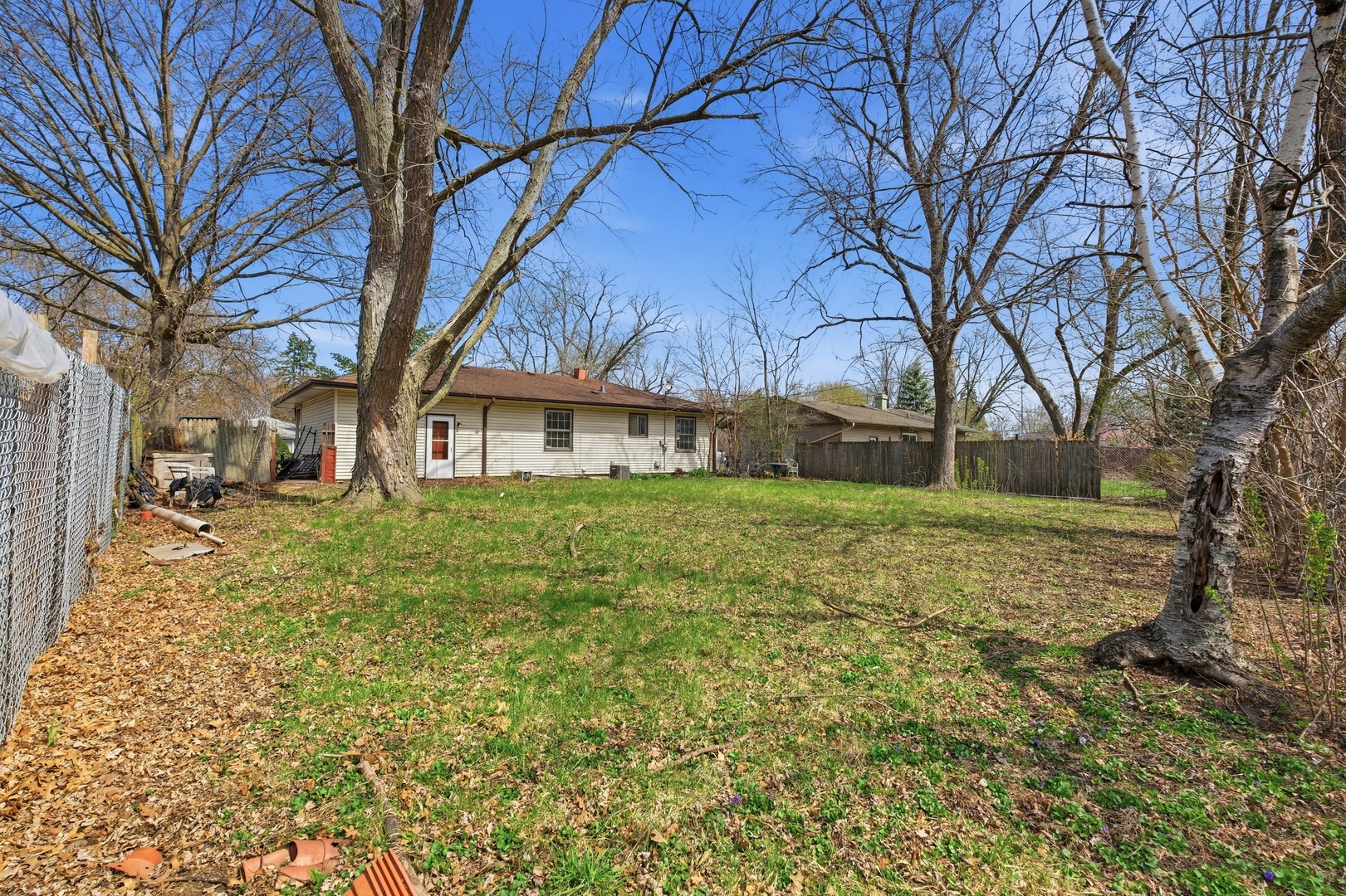 30W125 Claymore Lane, Naperville, IL 60563